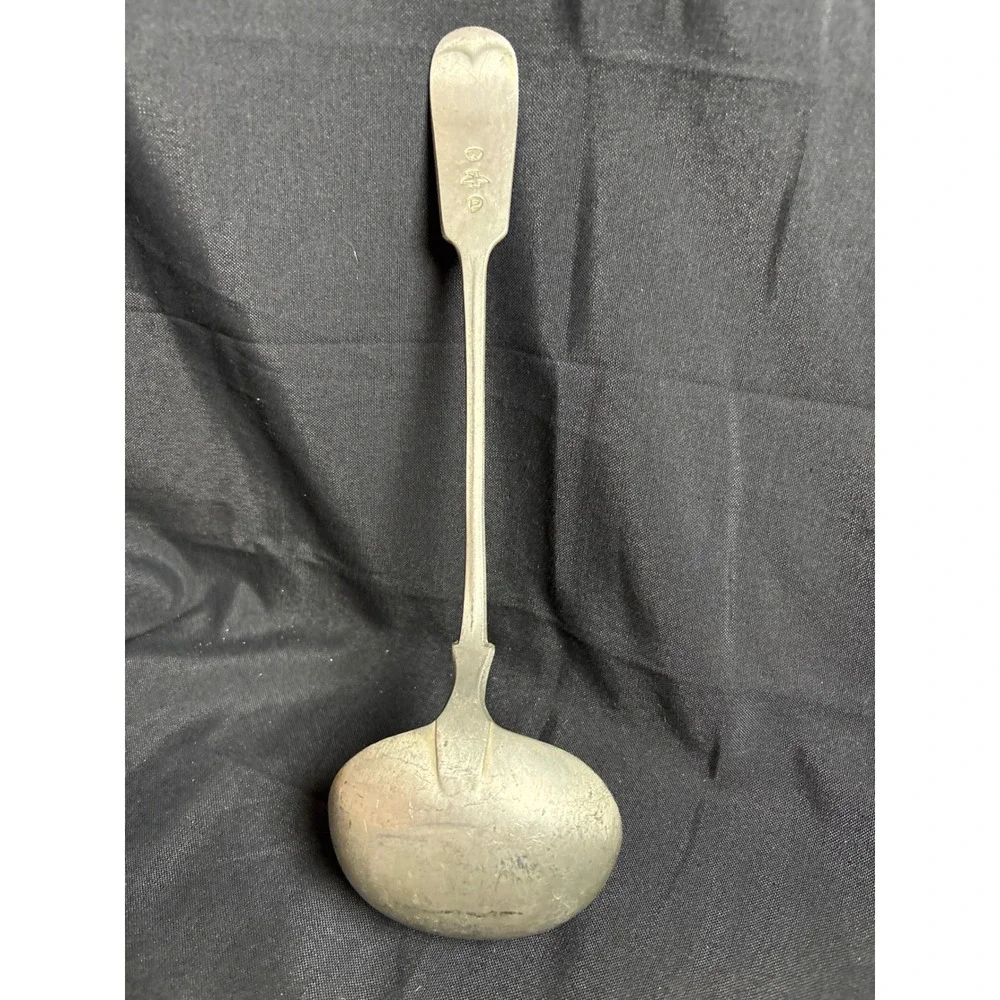 Antique Pewter Soup Ladle Fiddle Handle Touchmarked Early American‎ Primitive